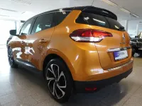 Gebraucht Renault Scénic Bose Edition 131 PS (96 kW) 2017 Orange Van / Kleinbus