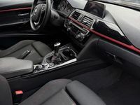 Gebraucht BMW 318 150 PS (110 kW) 2016 Schwarz Kombi