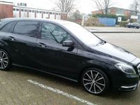 gebraucht Mercedes B220 d Automatik- Navi Klima +AMG 18 Zoll