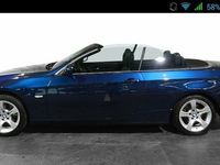 Gebraucht BMW 318 Cabriolet 196 PS (144 kW) 2011 Blau metallic Cabrio