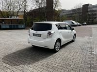 gebraucht Toyota Verso 2.2l D-4D Executive Automatik Executive