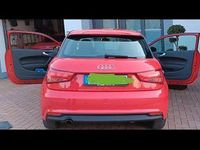 Gebraucht Audi A1 95 PS (69 kW) 2015 Rot Kleinwagen