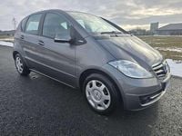 Gebraucht Mercedes A160 95 PS (69 kW) 2011 Grau Kleinwagen