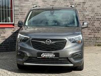 Gebraucht Opel Combo Life Innovation 131 PS (96 kW) 2020 Mondstein grau/e:vulkan grau Limousine