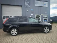 Gebraucht Ford Focus Style 101 PS (74 kW) 2010 Schwarz Kombi