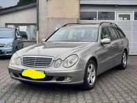 Gebraucht Mercedes E220 Elegance 150 PS (110 kW) 2004 Gold Kombi