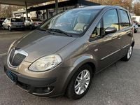 Gebraucht Lancia Musa 95 PS (69 kW) 2005 Grau Van / Kleinbus