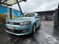 Gebraucht VW Polo 75 PS (55 kW) 2010 Blau Kleinwagen