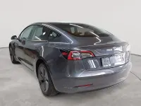 Gebraucht Tesla Model 3 366 kW (498 PS) 2022 Midnight silver metallic Limousine