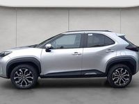 Neu Toyota Yaris Cross 130 PS (95 kW) 2025 Silber SUV