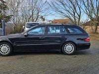 Second-hand Mercedes E200 184 CP (135 kW) 2008 Negru Break