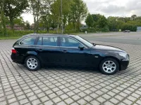 Gebraucht BMW 523 177 PS (130 kW) 2006 Schwarz Kombi