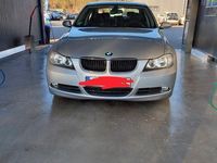 Gebraucht BMW 320 150 PS (110 kW) 2005 Silber Limousine