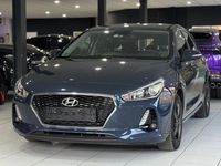Second-hand Hyundai i30 Select 101 CP (74 kW) 2017 Albastru Break