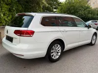 Second-hand VW Passat Comfortline 150 CP (110 kW) 2018 Alb Break