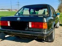 Second-hand BMW 318 1985 Verde Berlinǎ