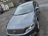 Second-hand VW Passat 160 CP (117 kW) 2013 Gri Berlinǎ