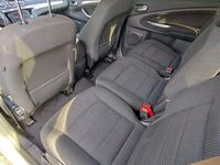 Gebraucht Ford S-MAX Titanium 140 PS (102 kW) 2014 Silber Van / Kleinbus