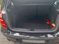 Gebraucht BMW 116 122 PS (89 kW) 2008 Schwarz Kleinwagen