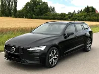 Gebraucht Volvo V60 Plus 197 PS (144 kW) 2023 Schwarz Kombi