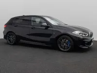 Gebraucht BMW 120 M Sport 178 PS (130 kW) 2022 Saphirschwarz475 Kleinwagen