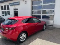 Gebraucht Mazda 3 Center-Line 120 PS (88 kW) 2014 Rubinrot metallic Kleinwagen