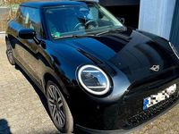 Gebraucht Mini Cooper 135 kW (184 PS) 2025 Schwarz Kleinwagen