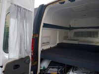 Second-hand Opel Vivaro 2010 Galben Monovolum