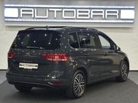 Gebraucht VW Touran Sound 150 PS (110 kW) 2024 Uranograu Van / Kleinbus