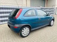 Używany Opel Corsa Elegance 75 KM (55 kW) 2002 Zielony Hatchback