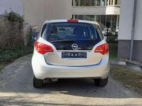 Gebraucht Opel Meriva Edition 101 PS (74 kW) 2010 Silber Van / Kleinbus