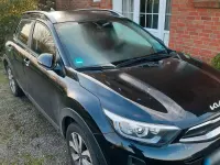Gebraucht Kia Stonic 101 PS (74 kW) 2024 Schwarz SUV