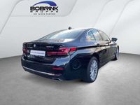 gebraucht BMW 530 d xDrive Lim Luxury Head-Up Glasdach Laser