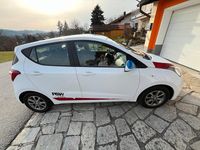 Gebraucht Hyundai i10 Edition 87 PS (63 kW) 2014 Weiß Kleinwagen