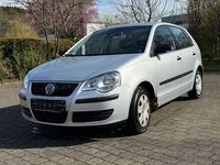 Second-hand VW Polo Trendline 64 CP (47 kW) 2006 Argintiu Hatchback