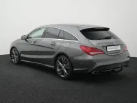 Gebraucht Mercedes CLA200 Shooting Brake 136 PS (100 kW) 2016 Mountaingrau  met. Kombi