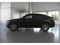 Gebraucht Mercedes GLC300e AMG 306 PS (225 kW) 2023 Cavansitblau metallic Coupé
