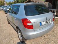 Gebraucht Skoda Fabia Ambition 86 PS (63 kW) 2013 Silber Kleinwagen
