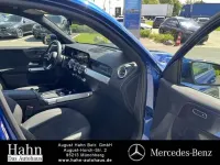 Gebraucht Mercedes GLB220 AMG 190 PS (139 kW) 2025 Lack spektralblau SUV