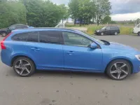 Gebraucht Volvo V60 Ocean Race 190 PS (139 kW) 2015 Blau Kombi