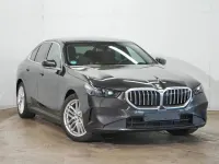 Gebraucht BMW 530e Sport Line 299 PS (219 kW) 2025 Grau Limousine