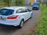 Gebraucht Ford Focus 140 PS (102 kW) 2012 Weiß Kombi