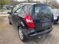 Gebraucht Mercedes A160 95 PS (69 kW) 2011 Schwarz Limousine