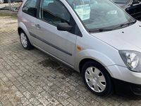 Gebraucht Ford Fiesta 60 PS (44 kW) 2006 Silber Kleinwagen
