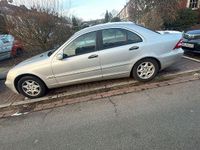 Gebraucht Mercedes 200 116 PS (85 kW) 2003 Silber Limousine