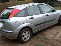 Gebraucht Ford Focus 101 PS (74 kW) 2003 Silber Limousine
