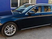 Gebraucht Mercedes E220 Avantgarde 194 PS (142 kW) 2018 Blau Limousine