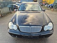 Gebraucht Mercedes C200 122 PS (89 kW) 2004 Schwarz  unilack Limousine