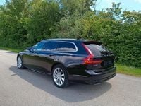 Gebraucht Volvo V90 Momentum 241 PS (177 kW) 2021 Schwarz Kombi
