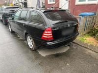 Gebraucht Mercedes C180 143 PS (105 kW) 2005 Schwarz Kombi
